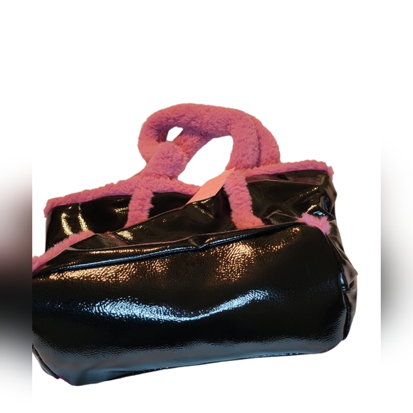 Skinny Dip Furry Tote nwt - Picture 6 of 13